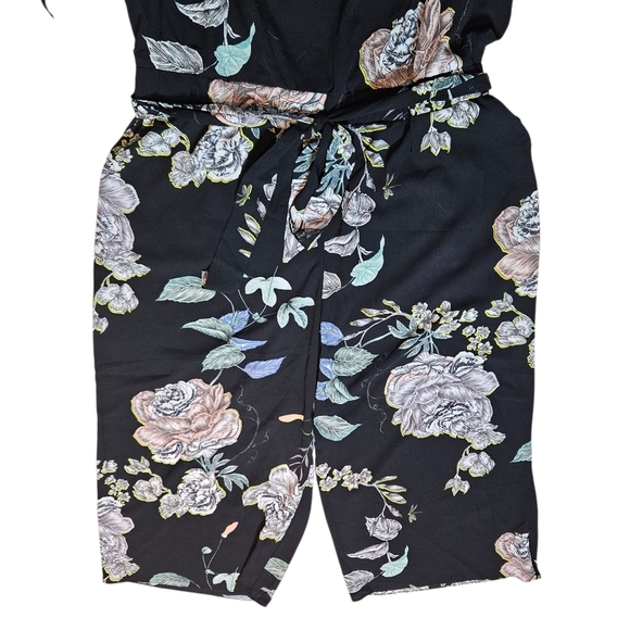 City Chic Floral Off the Shoulder Jumpsuit Elastic Waist size L/20 - Picture 6 of 9